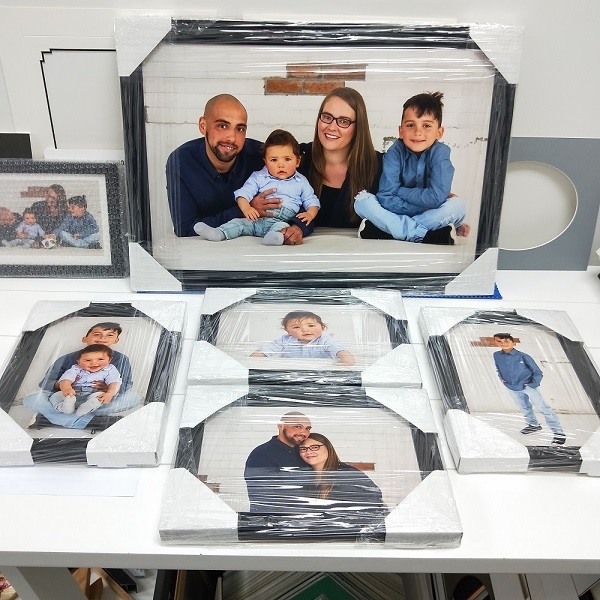 Custom picture frames Hamilton wooden photo frames Tauranga